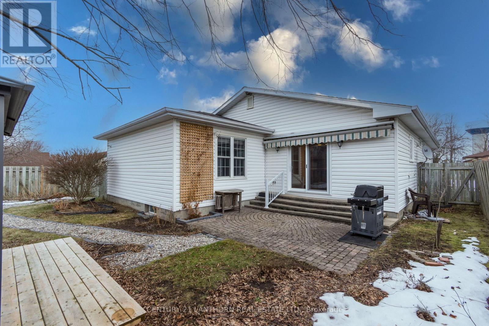 84 Westwind Crescent, Prince Edward County, Ontario  K0K 3L0 - Photo 25 - X12879344