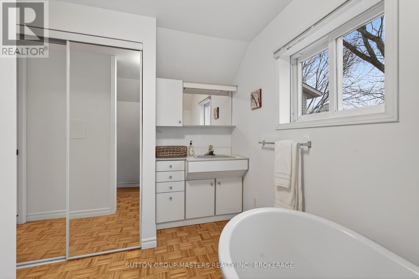 16 Corrigan Street, Kingston (East Of Sir John A. Blvd), Ontario  K7K 1S4 - Photo 24 - X12879462