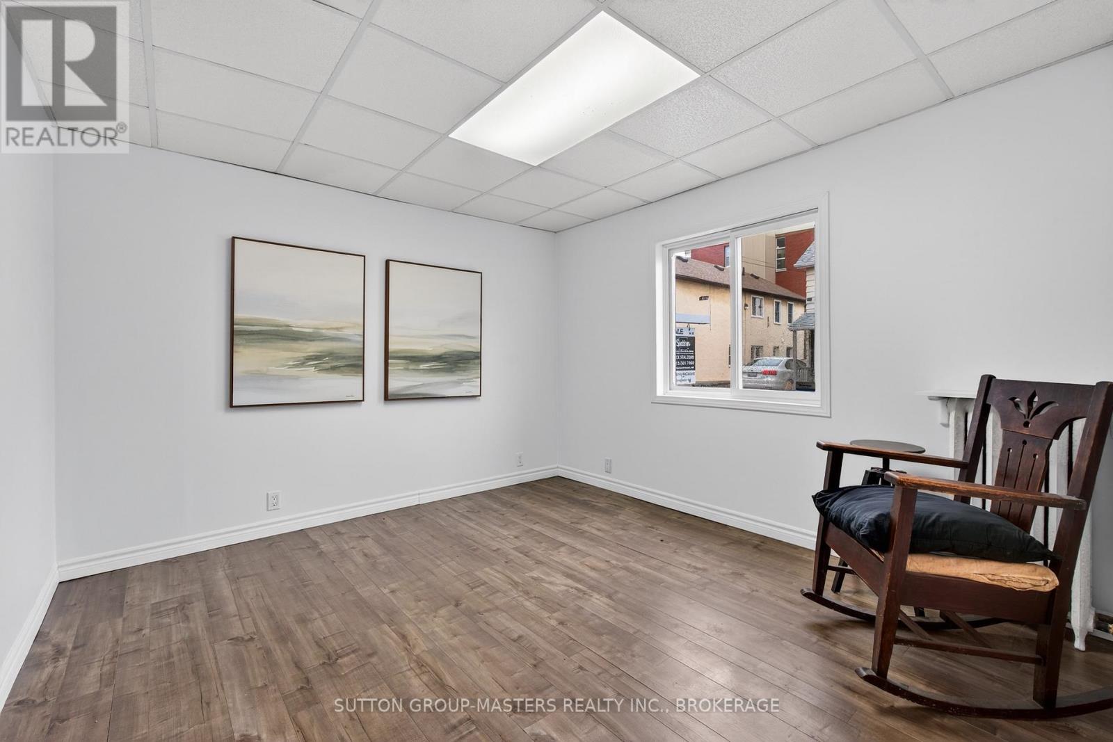 16 Corrigan Street, Kingston (East Of Sir John A. Blvd), Ontario  K7K 1S4 - Photo 5 - X12879462