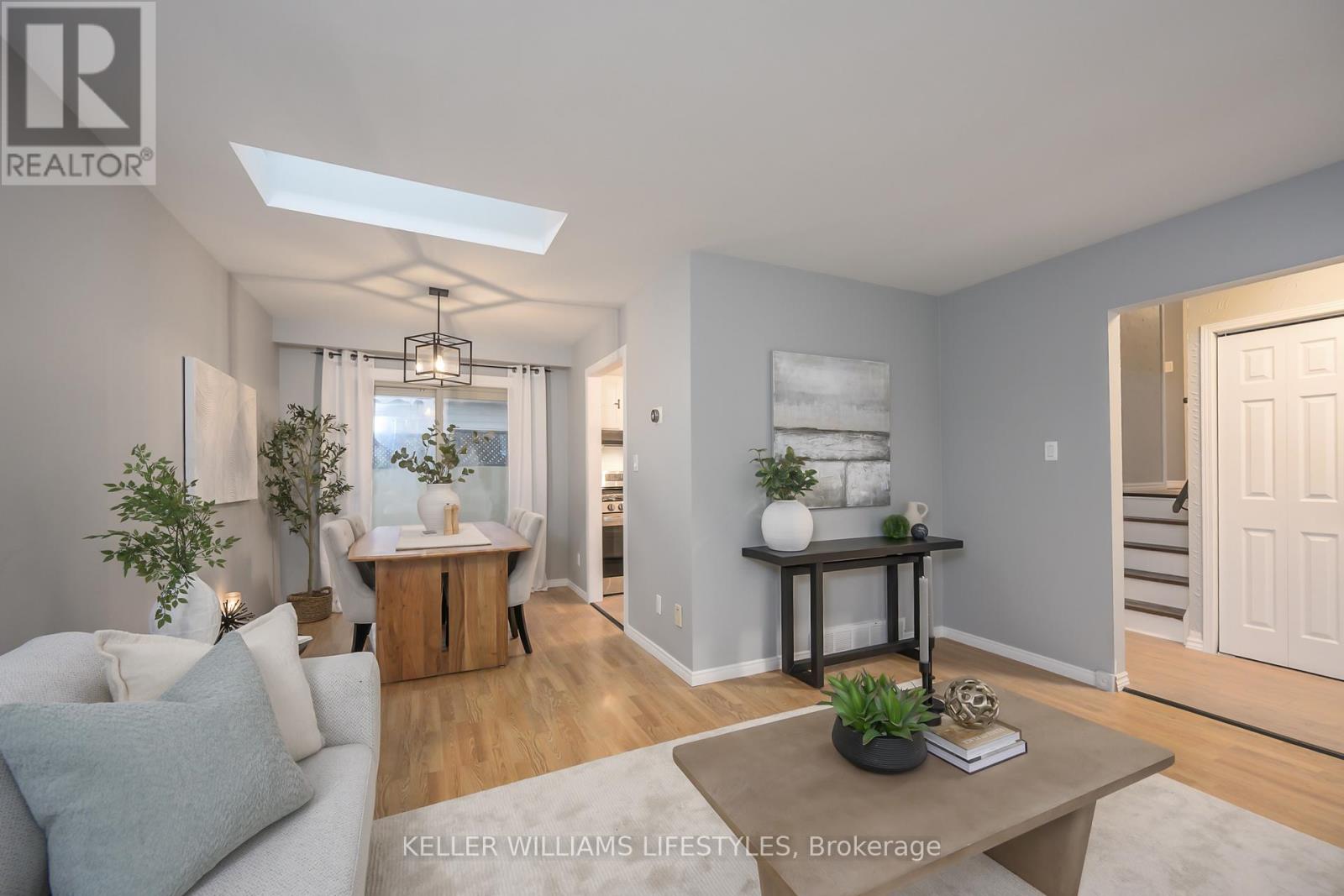 Photo 13 of 28 for 12 Stirling Crescent