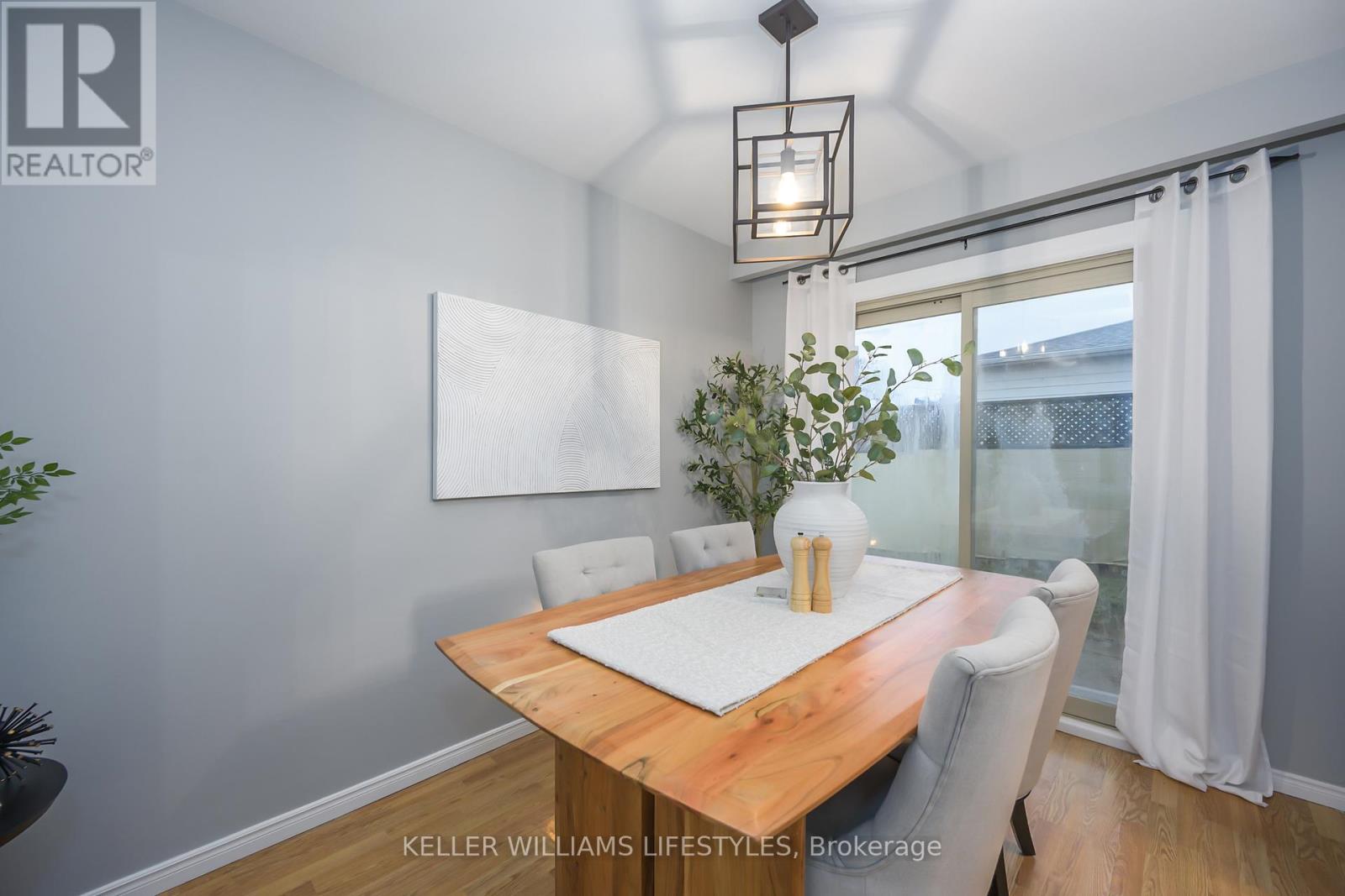 Photo 14 of 28 for 12 Stirling Crescent