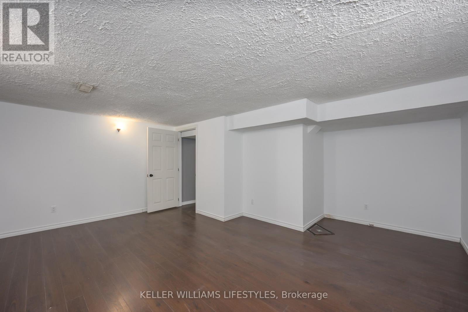 Photo 23 of 28 for 12 Stirling Crescent