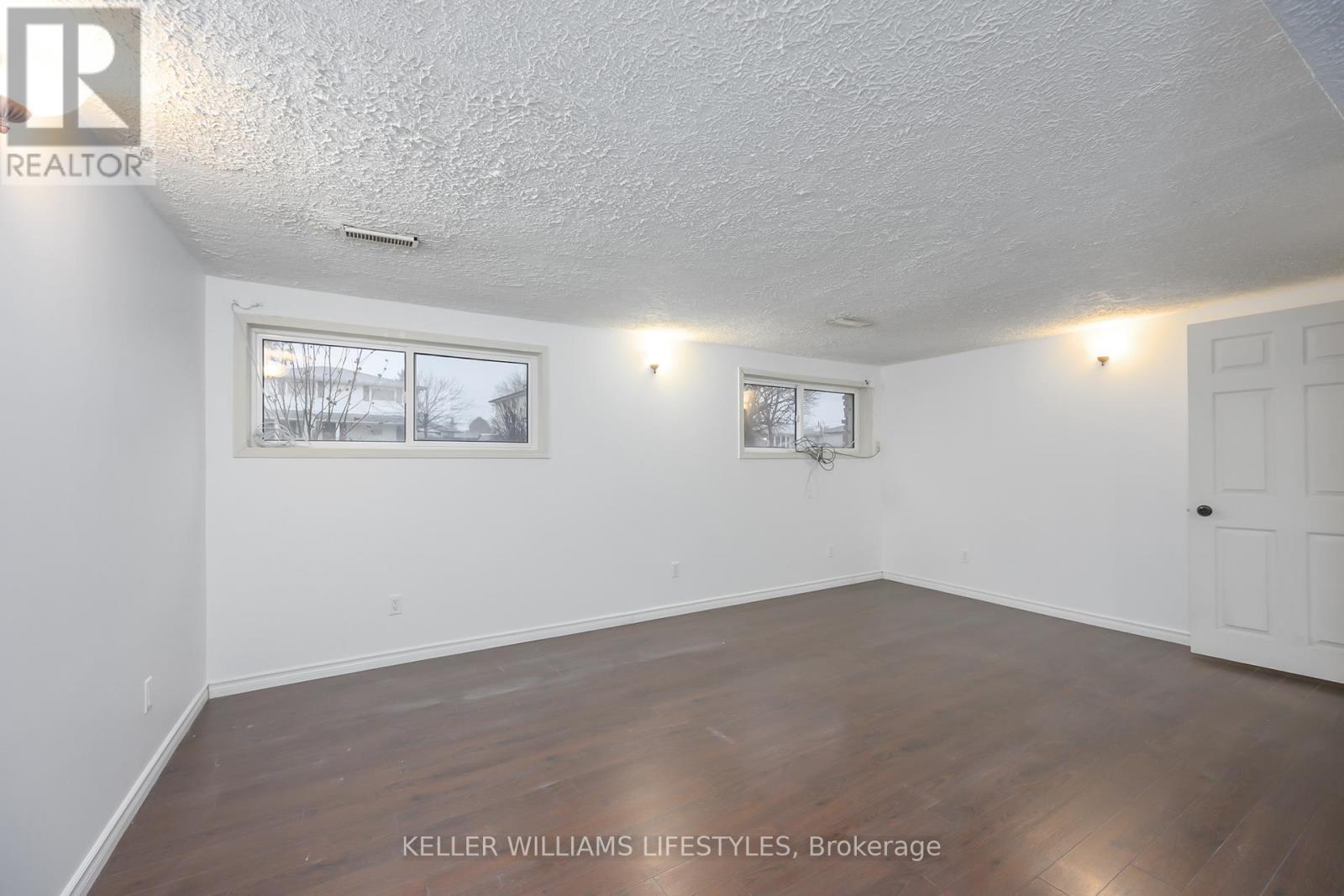 Photo 24 of 28 for 12 Stirling Crescent