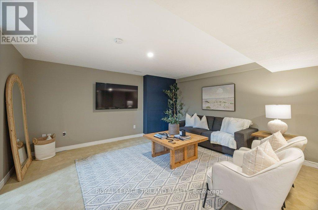 104 Stephen Moore Drive, Middlesex Centre, Ontario  N0L 1R0 - Photo 33 - X12879352