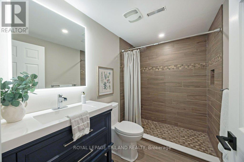 104 Stephen Moore Drive, Middlesex Centre, Ontario  N0L 1R0 - Photo 35 - X12879352