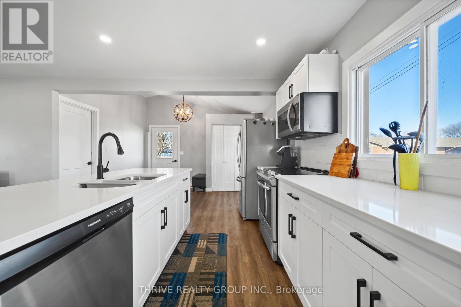 9445 Prior Street, Malahide, Ontario  N5P 3S7 - Photo 10 - X12879494