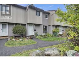 360 WOODFIELD DRIVE, Ottawa, Ontario