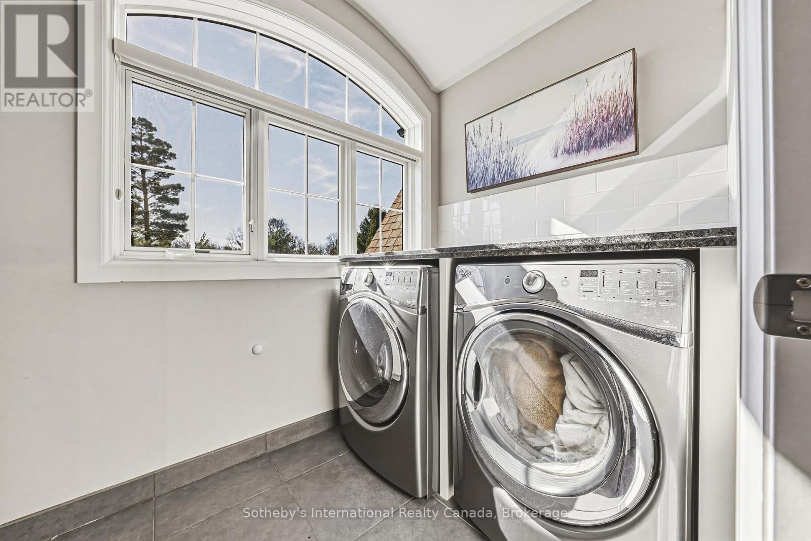 476 Patricia Drive, Burlington, Ontario  L7T 1K2 - Photo 33 - W12879324