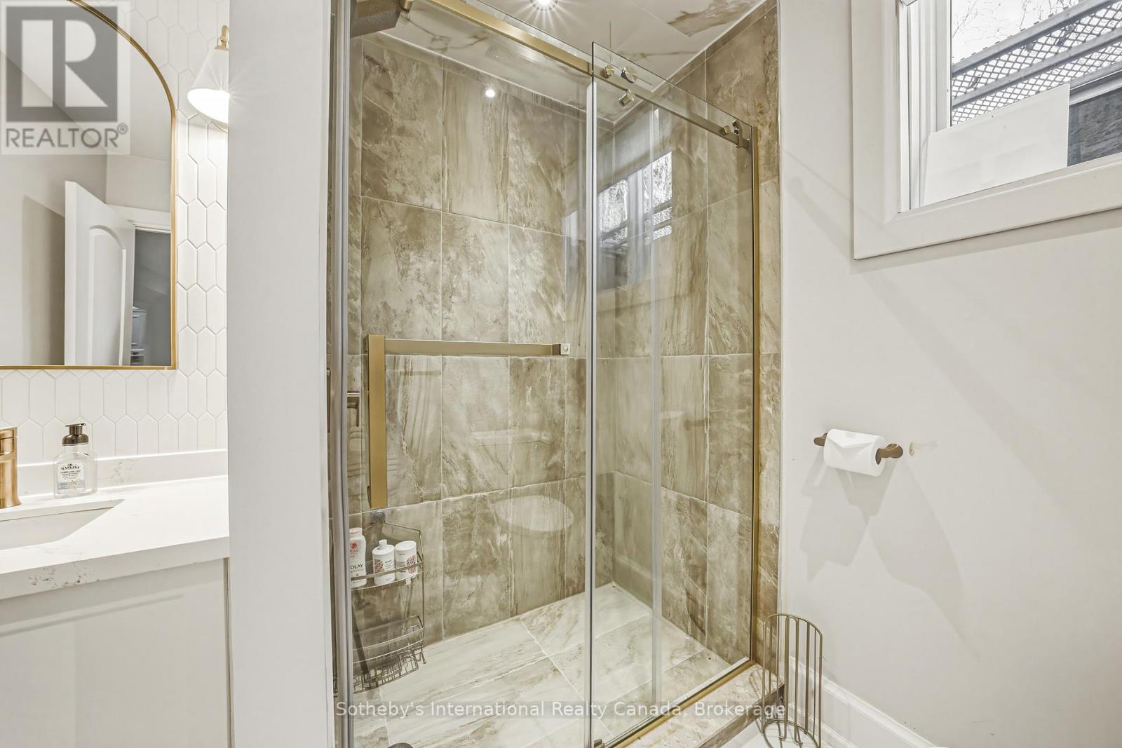 476 Patricia Drive, Burlington, Ontario  L7T 1K2 - Photo 41 - W12879324