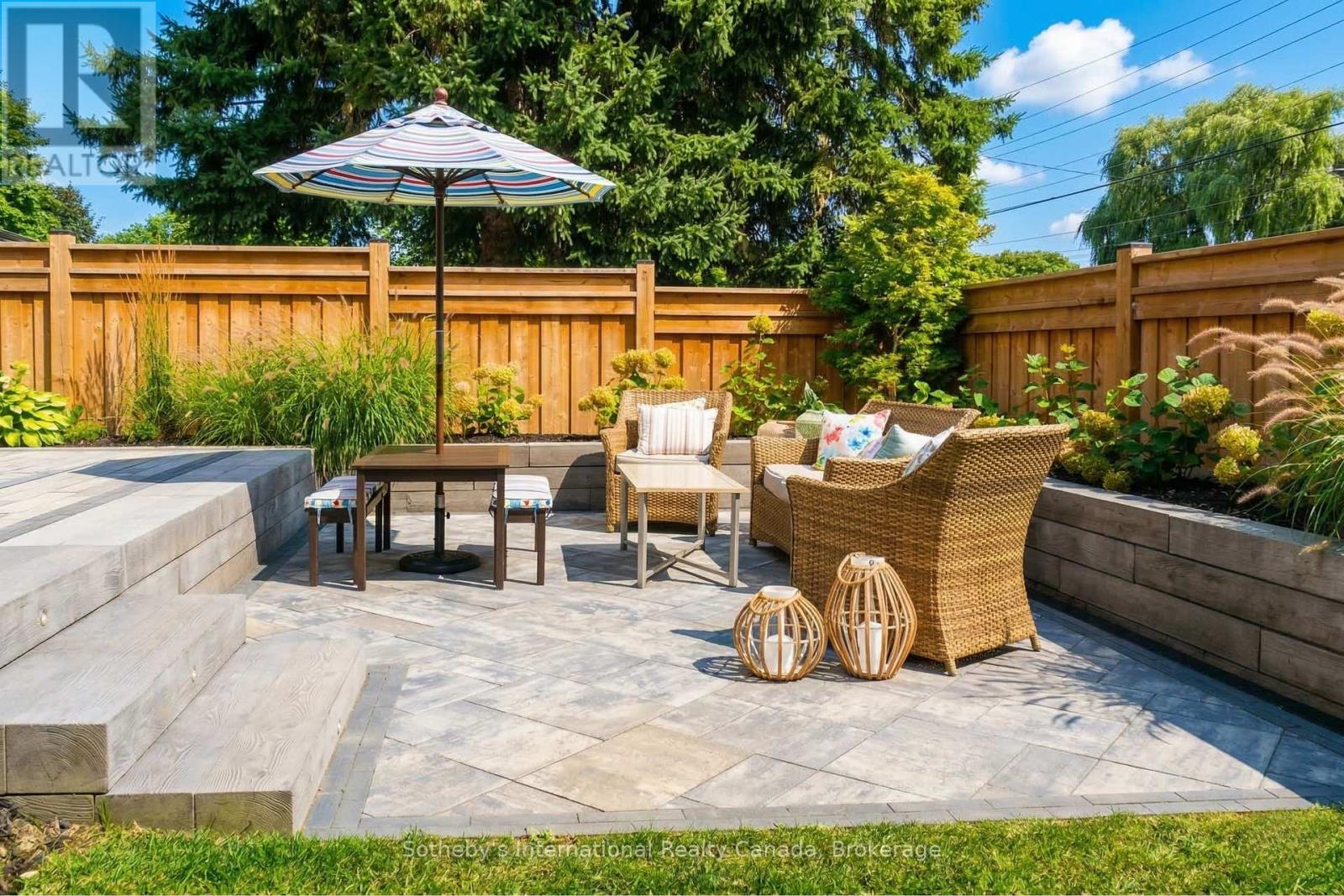 476 Patricia Drive, Burlington, Ontario  L7T 1K2 - Photo 46 - W12879324