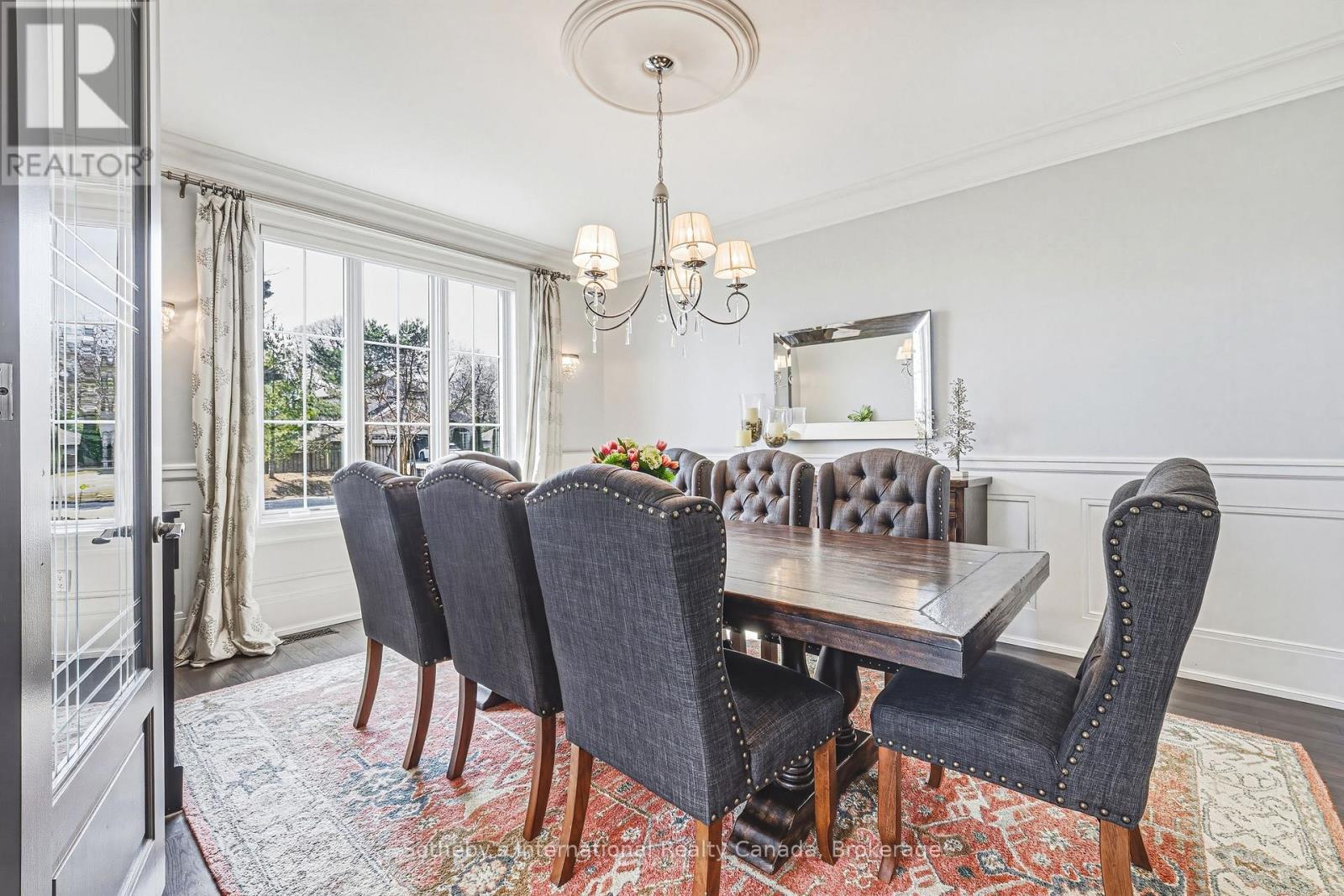 476 Patricia Drive, Burlington, Ontario  L7T 1K2 - Photo 6 - W12879324