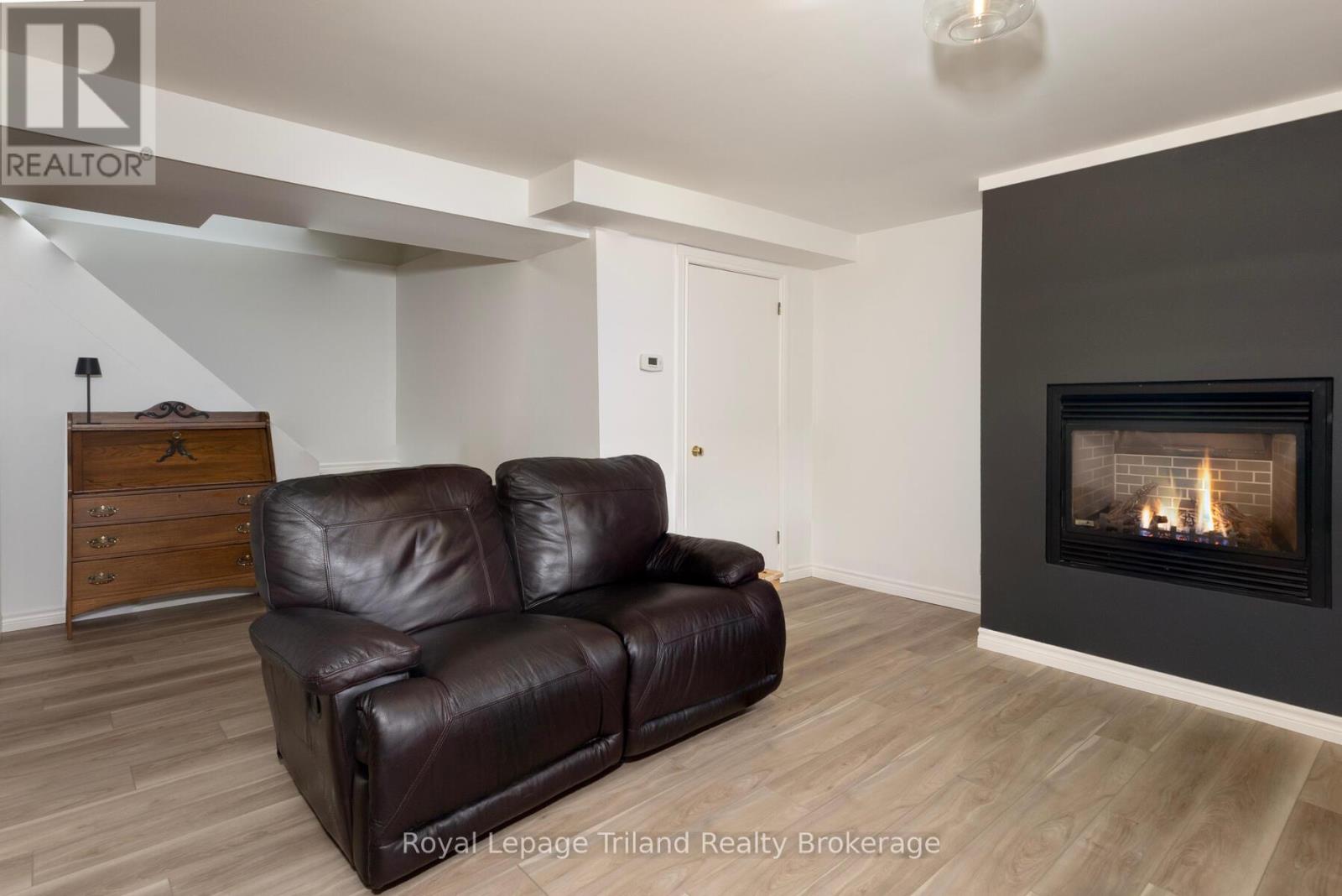 26 Knowles Drive, Woodstock, Ontario  N4S 8T8 - Photo 25 - X12879468