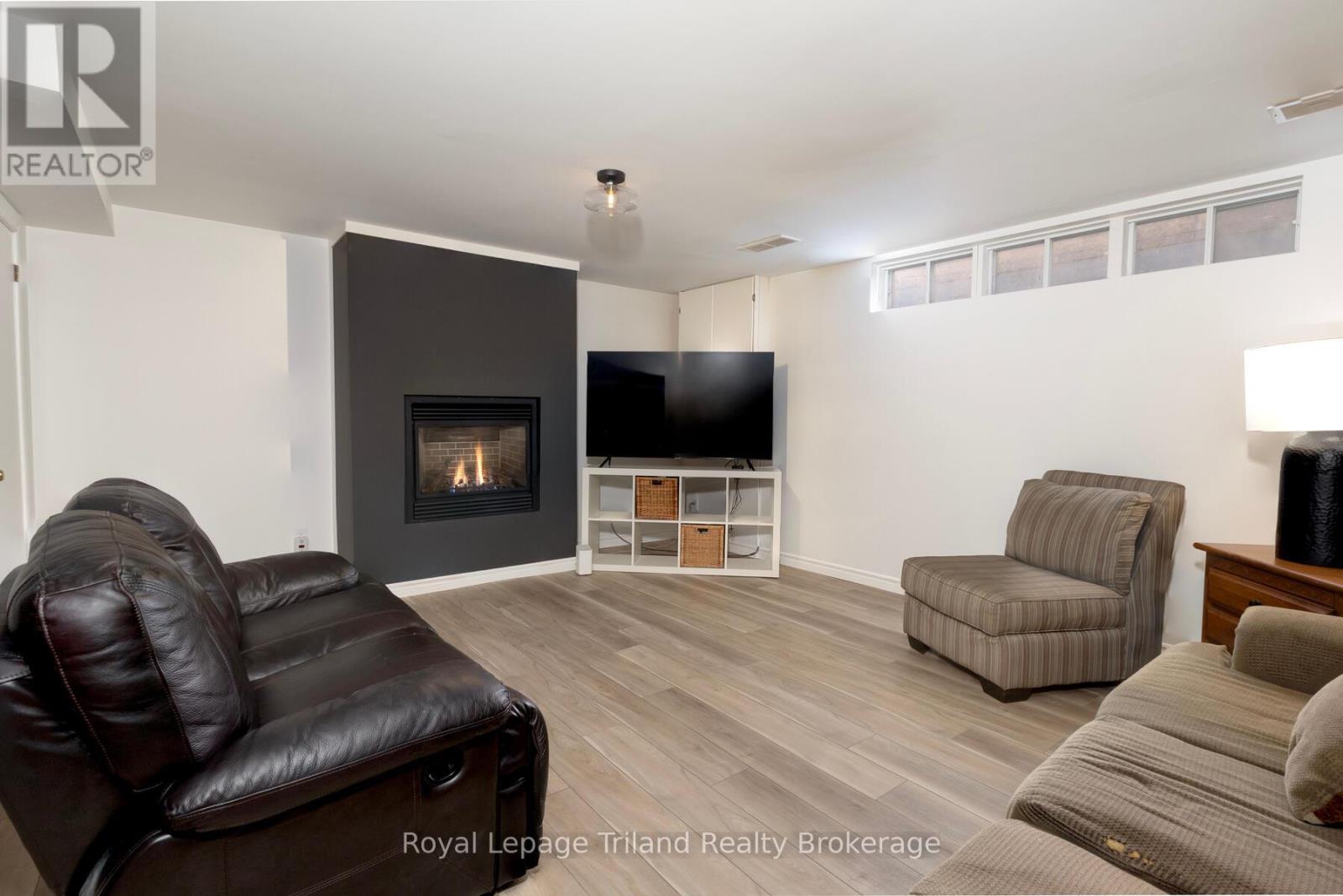 26 Knowles Drive, Woodstock, Ontario  N4S 8T8 - Photo 26 - X12879468