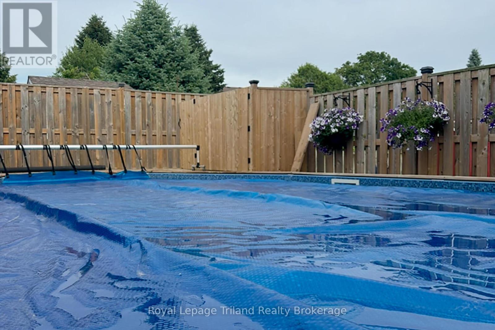 26 Knowles Drive, Woodstock, Ontario  N4S 8T8 - Photo 33 - X12879468