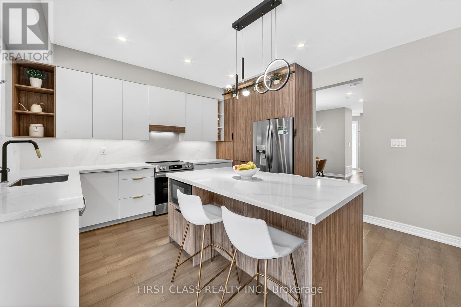 4 Church View Avenue, Markham, Ontario  L6C 0L6 - Photo 12 - N12832708