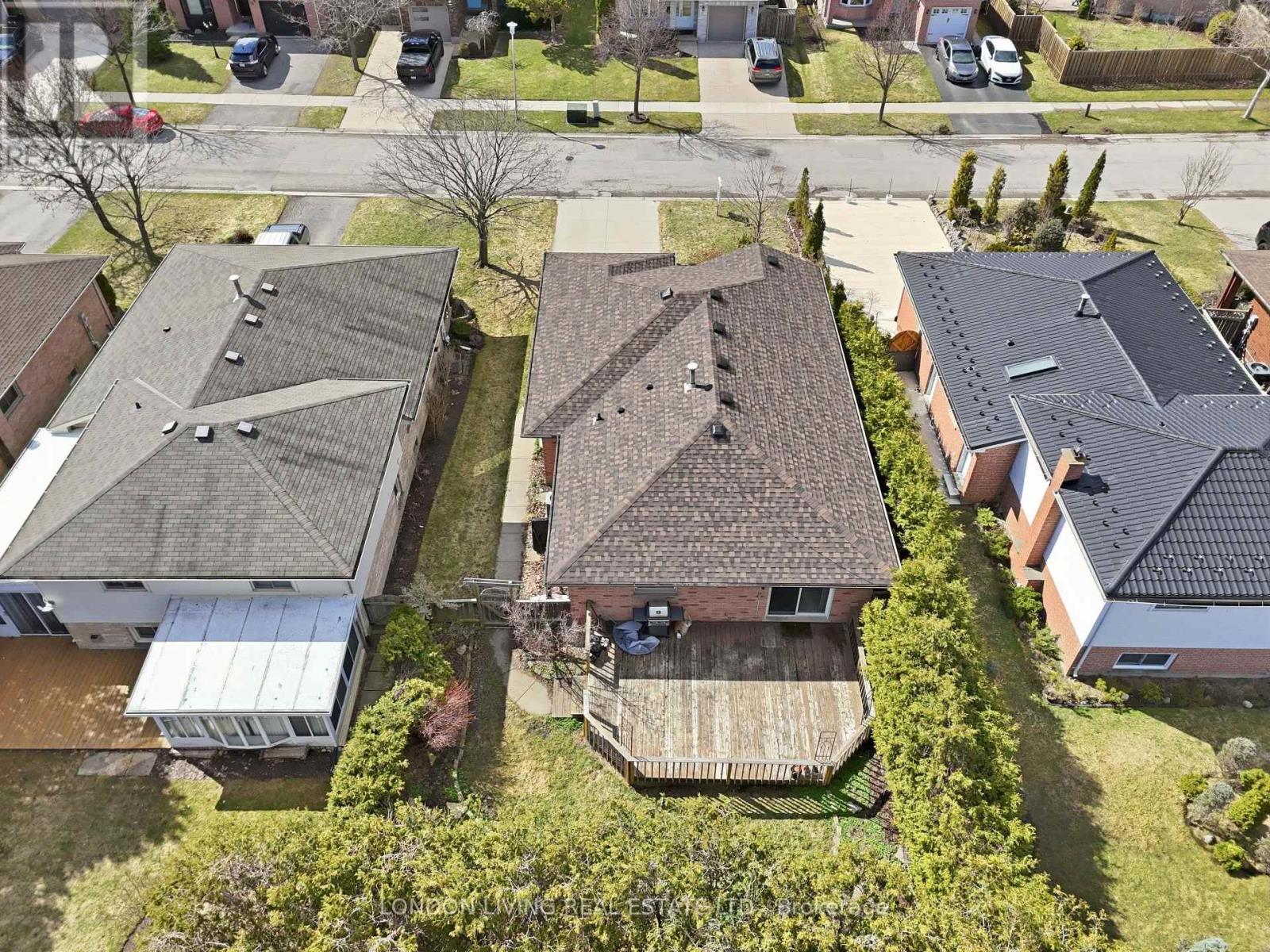 42 Bourbon Lane, London East (East I), Ontario  N5V 4B2 - Photo 23 - X12633932