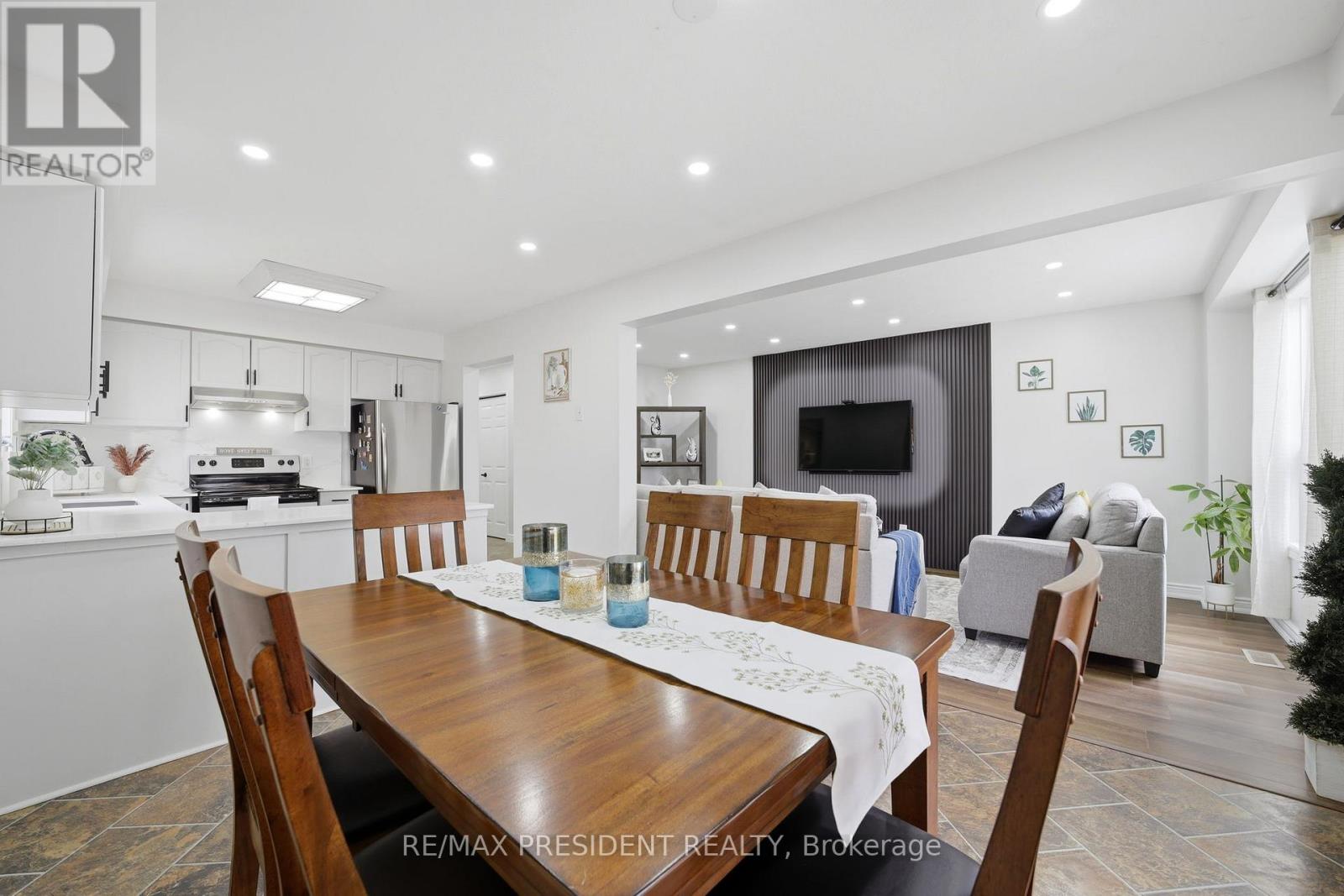 199 Bush Clover Crescent, Kitchener, Ontario  N2E 3P7 - Photo 12 - X12879302