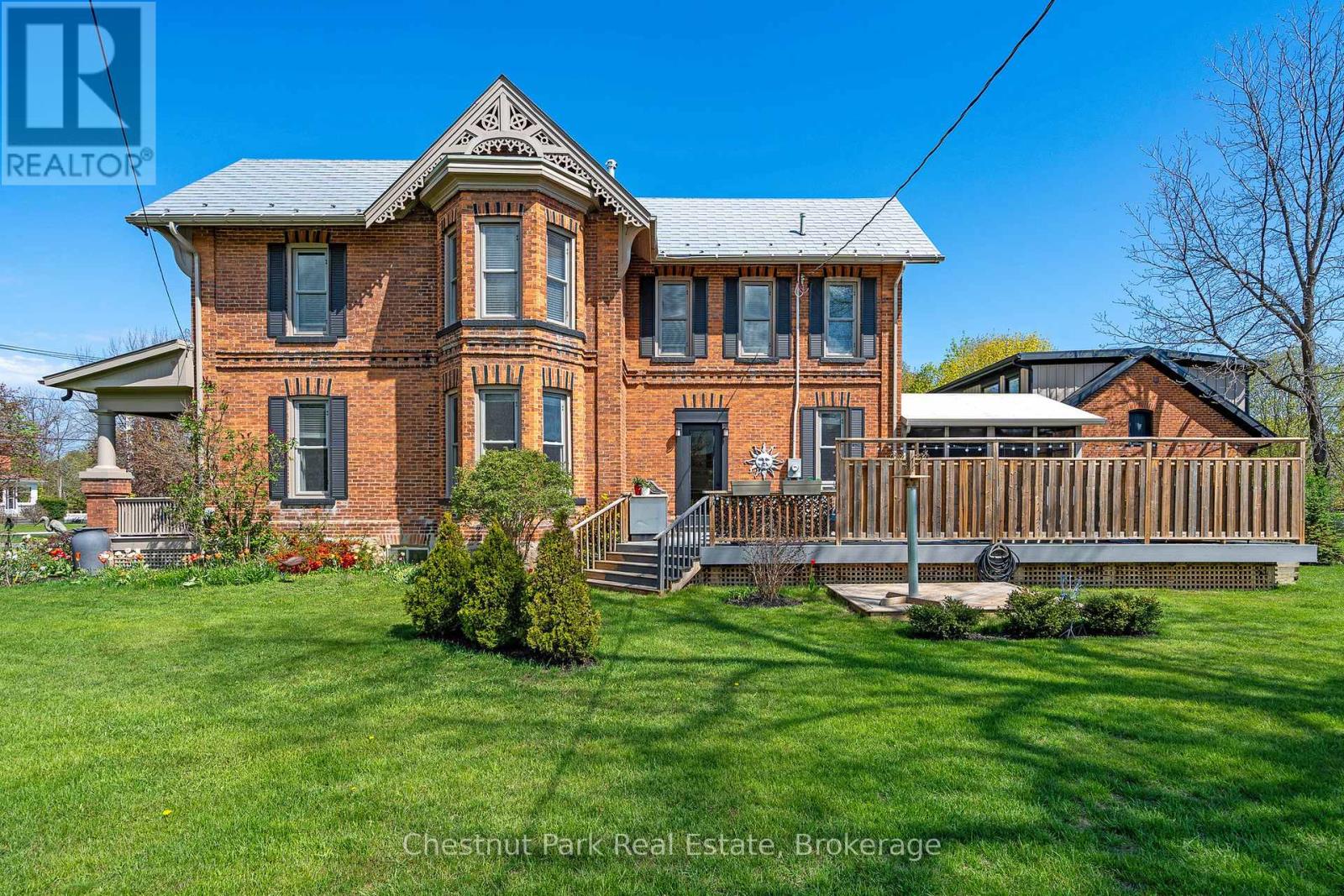 247 St Vincent Street, Meaford, Ontario  N4L 1C1 - Photo 4 - X12879398