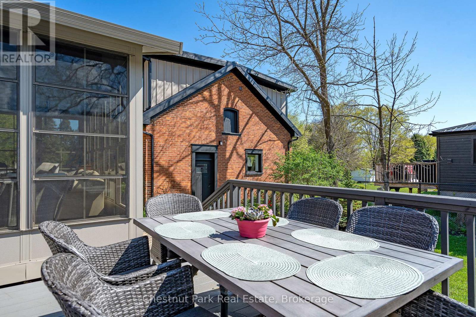 247 St Vincent Street, Meaford, Ontario  N4L 1C1 - Photo 8 - X12879398