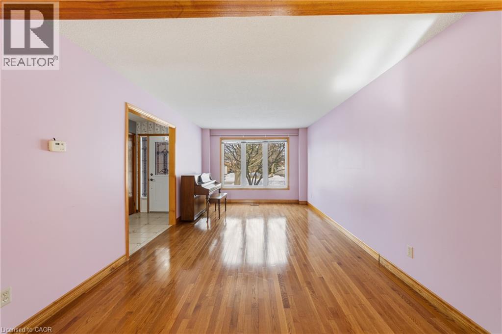 2084 Pen Street, Oakville, Ontario  L6H 3L3 - Photo 7 - 40807522