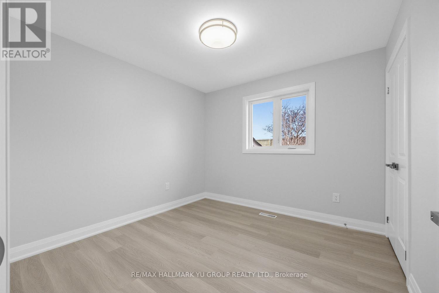 12 Pleasant View Drive, Toronto (Pleasant View), Ontario  M2J 3P5 - Photo 25 - C12879308