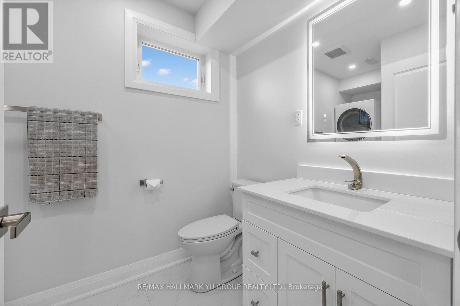 12 Pleasant View Drive, Toronto (Pleasant View), Ontario  M2J 3P5 - Photo 29 - C12879308