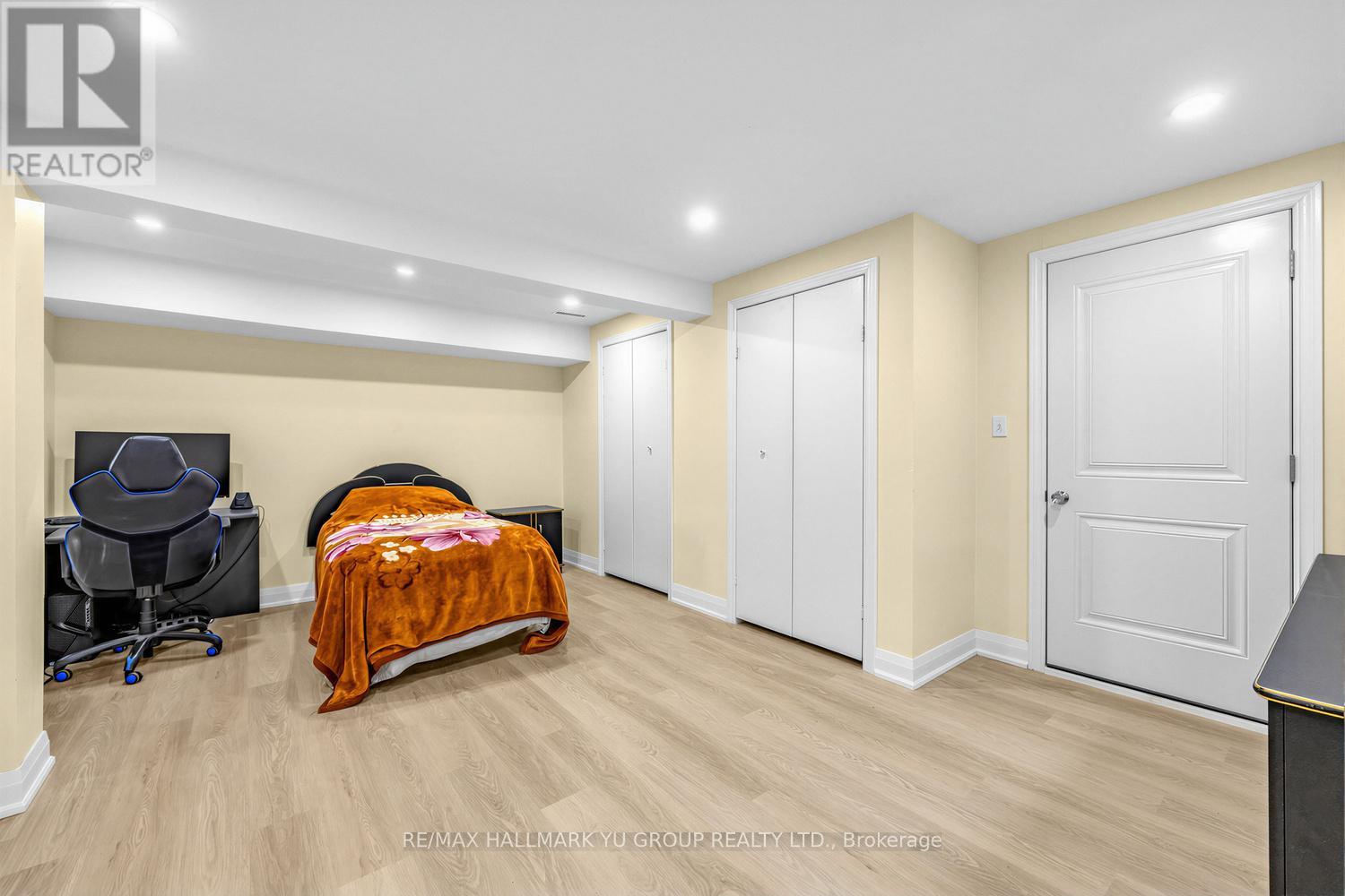 12 Pleasant View Drive, Toronto (Pleasant View), Ontario  M2J 3P5 - Photo 33 - C12879308