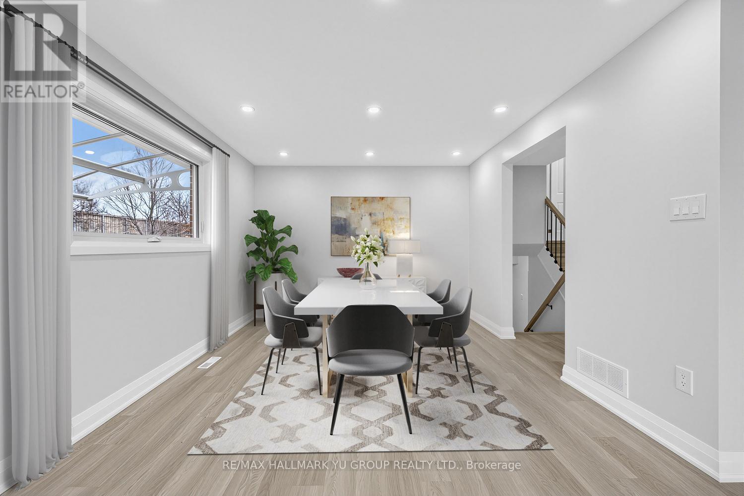 12 Pleasant View Drive, Toronto (Pleasant View), Ontario  M2J 3P5 - Photo 8 - C12879308