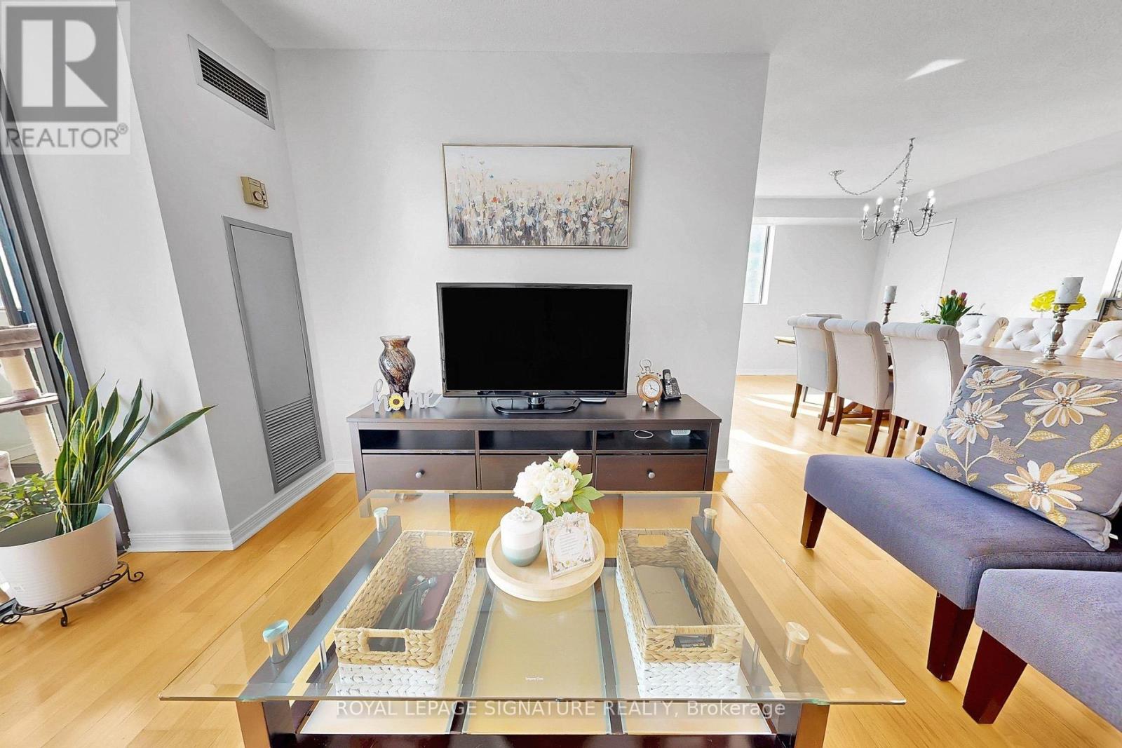 902 - 133 Torresdale Avenue, Toronto (Westminster-Branson), Ontario  M2R 3T2 - Photo 11 - C12879320