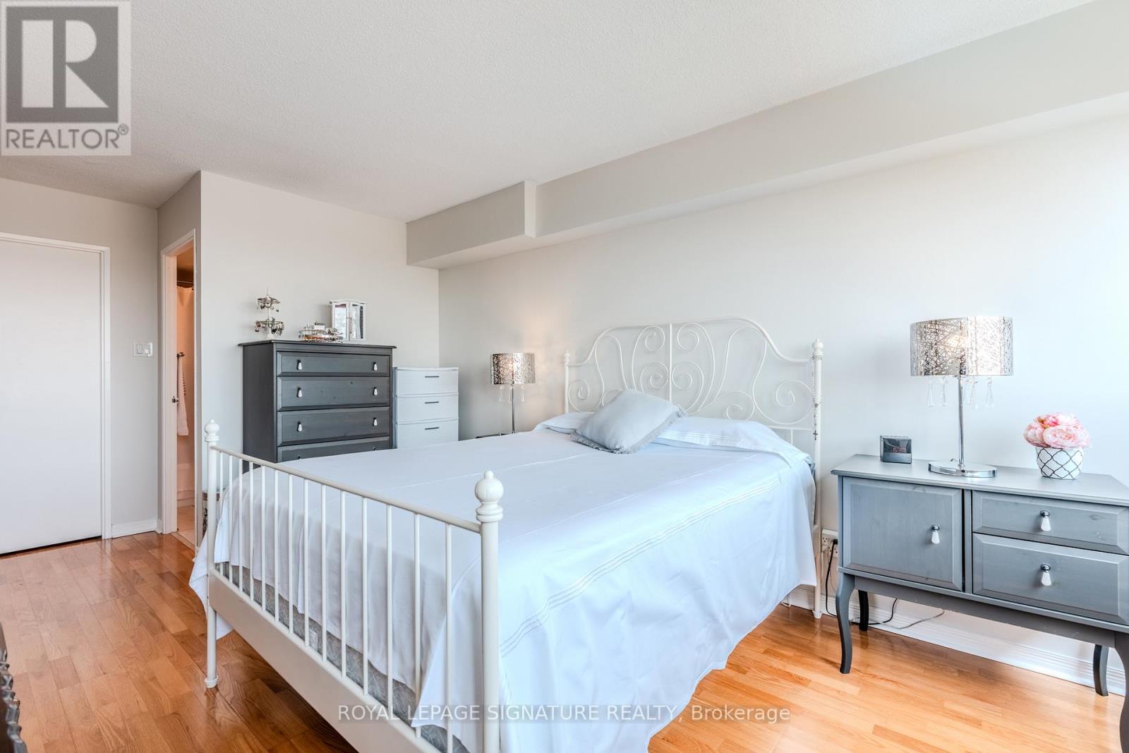 902 - 133 Torresdale Avenue, Toronto (Westminster-Branson), Ontario  M2R 3T2 - Photo 27 - C12879320