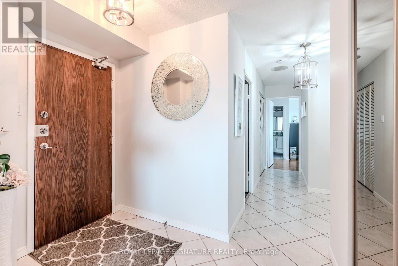 902 - 133 Torresdale Avenue, Toronto (Westminster-Branson), Ontario  M2R 3T2 - Photo 5 - C12879320