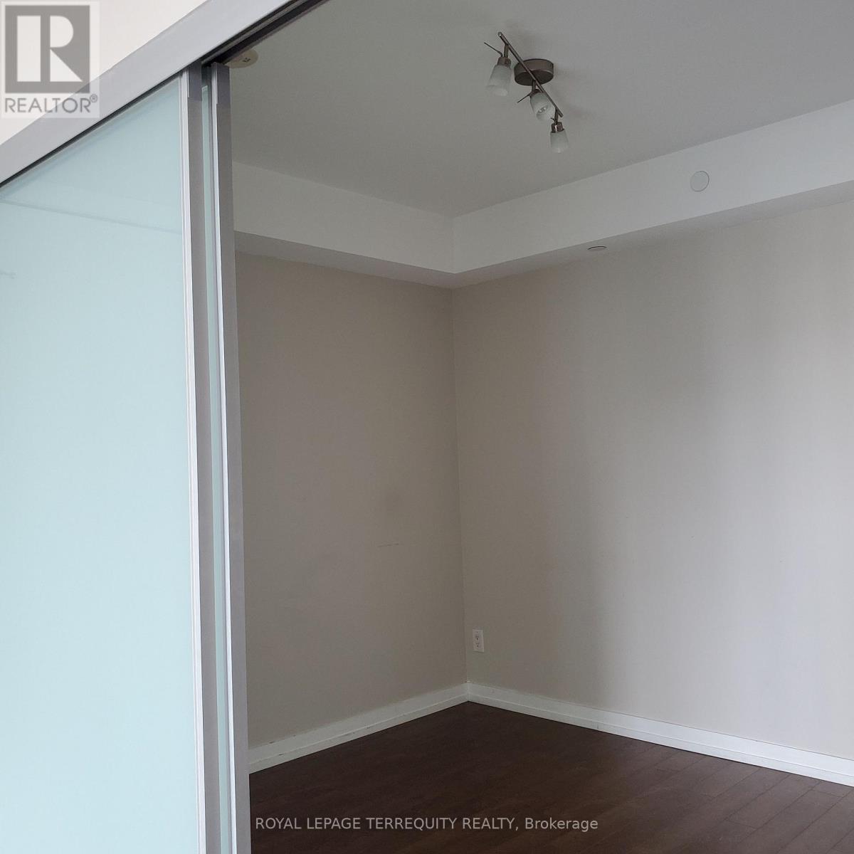 Unknown Address, ,    - Photo 2 - C12879336