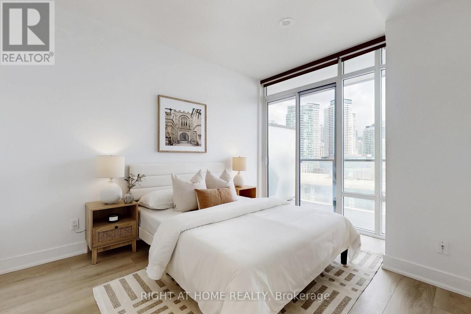 1101 - 90 Stadium Road, Toronto (Waterfront Communities), Ontario  M5V 3W5 - Photo 19 - C12879348