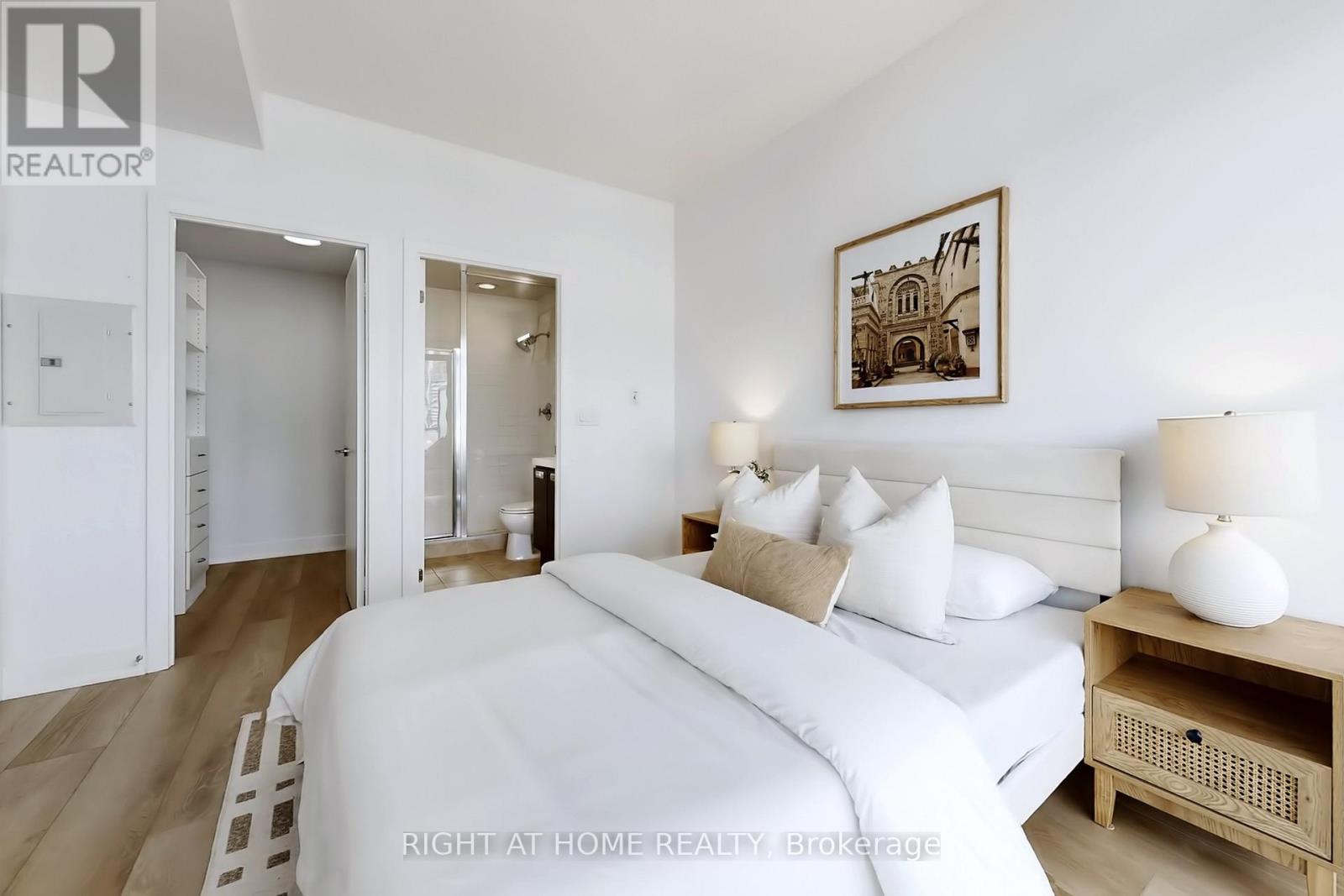 1101 - 90 Stadium Road, Toronto (Waterfront Communities), Ontario  M5V 3W5 - Photo 21 - C12879348