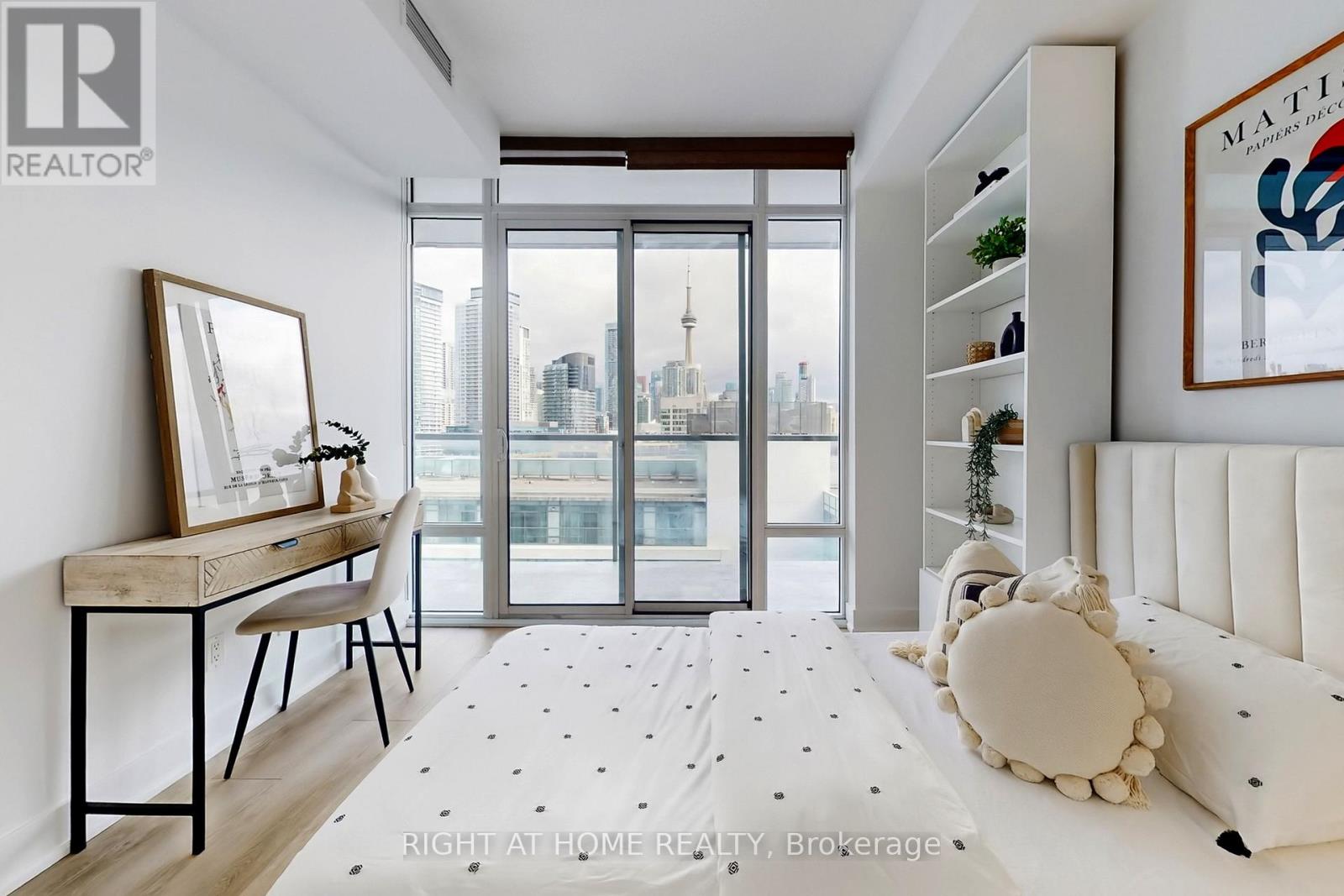 1101 - 90 Stadium Road, Toronto (Waterfront Communities), Ontario  M5V 3W5 - Photo 25 - C12879348