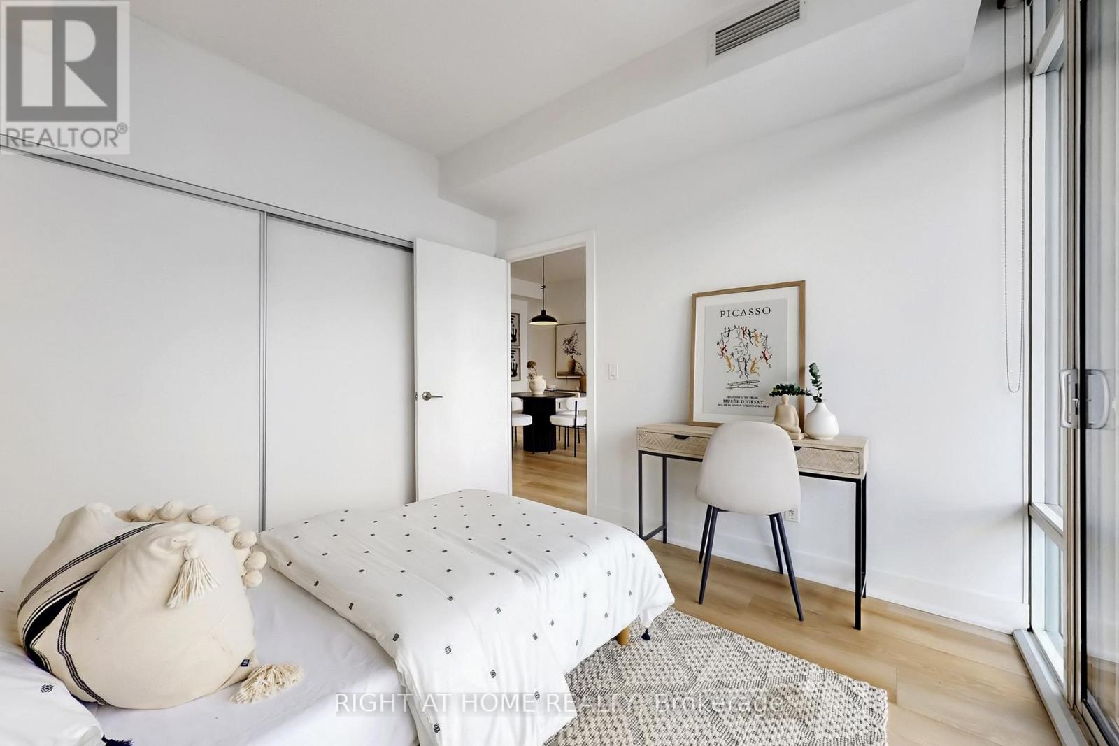 1101 - 90 Stadium Road, Toronto (Waterfront Communities), Ontario  M5V 3W5 - Photo 26 - C12879348