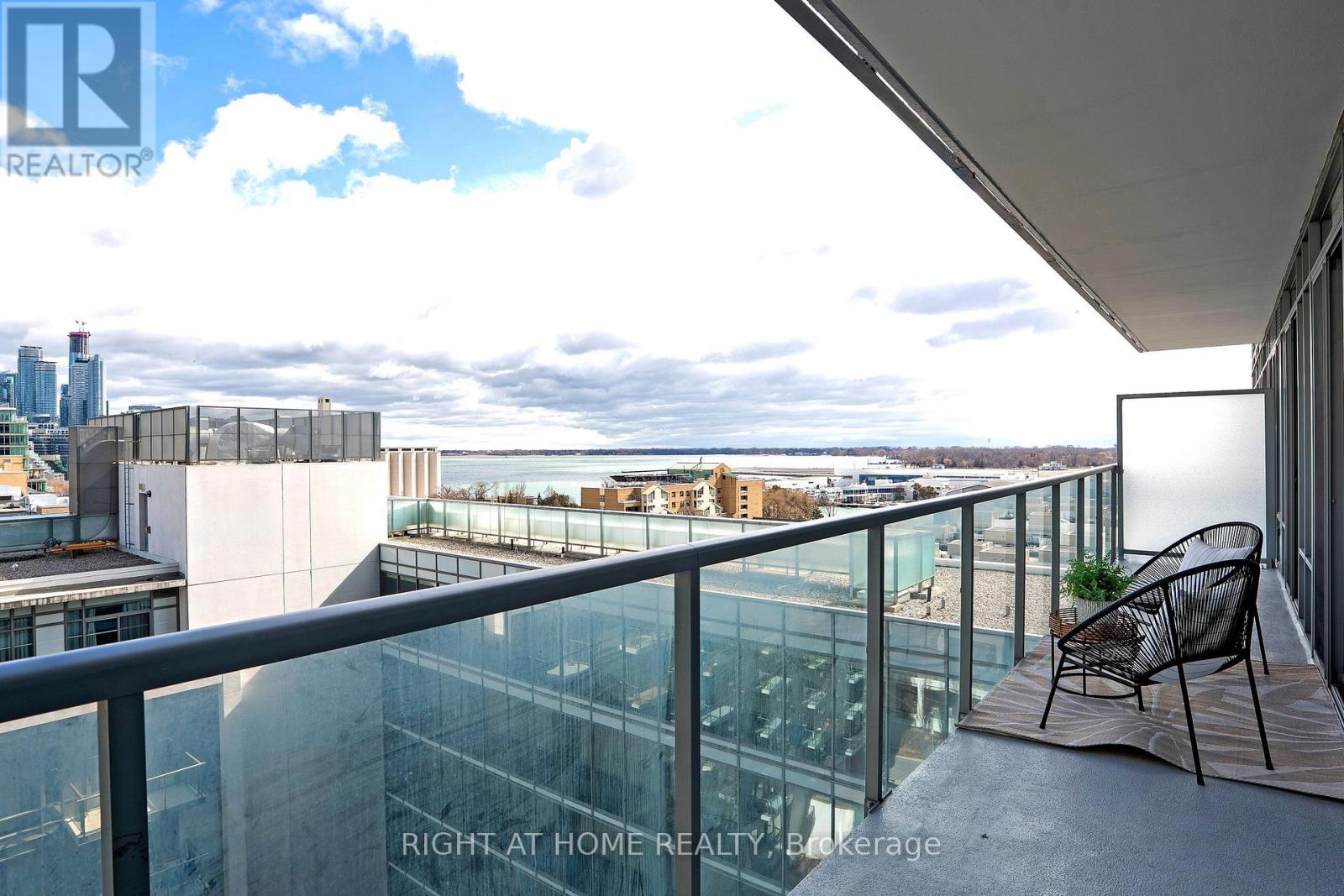 1101 - 90 Stadium Road, Toronto (Waterfront Communities), Ontario  M5V 3W5 - Photo 35 - C12879348