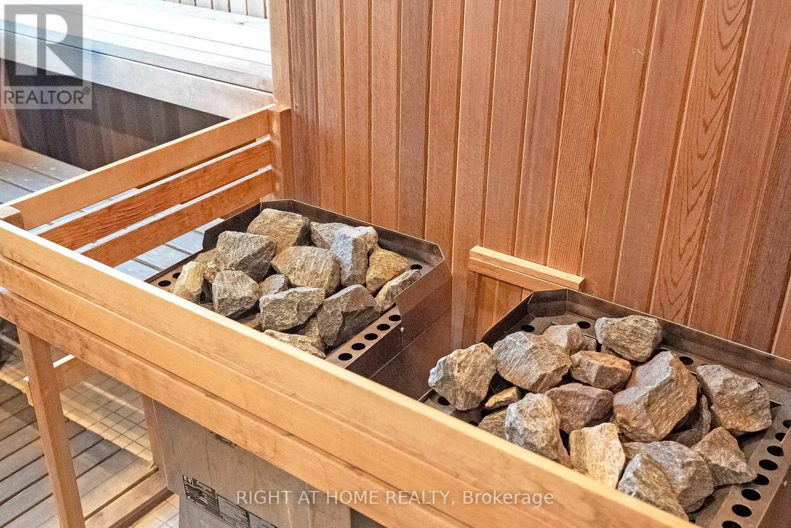 1101 - 90 Stadium Road, Toronto (Waterfront Communities), Ontario  M5V 3W5 - Photo 40 - C12879348