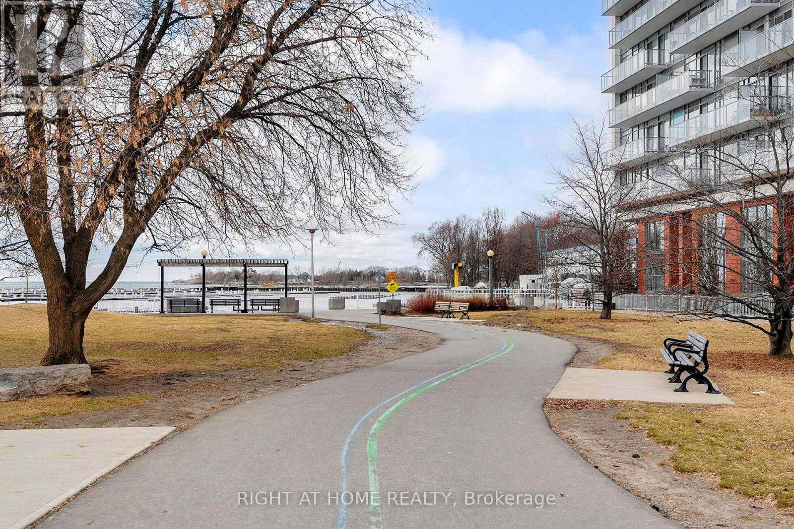 1101 - 90 Stadium Road, Toronto (Waterfront Communities), Ontario  M5V 3W5 - Photo 45 - C12879348