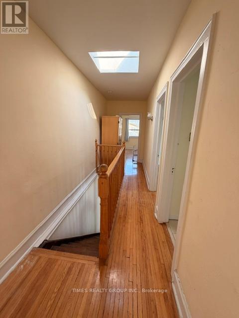 16 Nasmith Avenue, Toronto (Cabbagetown-South St. James Town), Ontario  M5B 1J3 - Photo 9 - C12879362