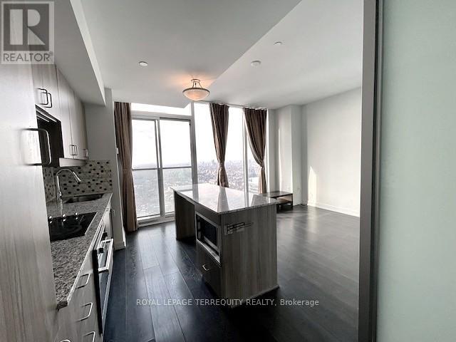 Ph101 - 426 University Avenue, Toronto, Ontario  M5G 1S9 - Photo 10 - C12879430