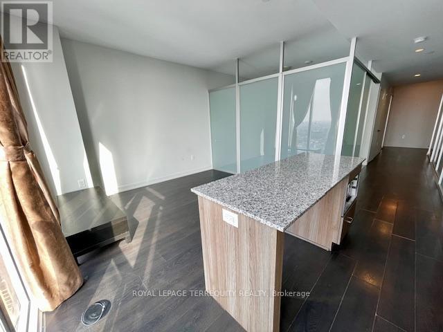 Ph101 - 426 University Avenue, Toronto, Ontario  M5G 1S9 - Photo 14 - C12879430