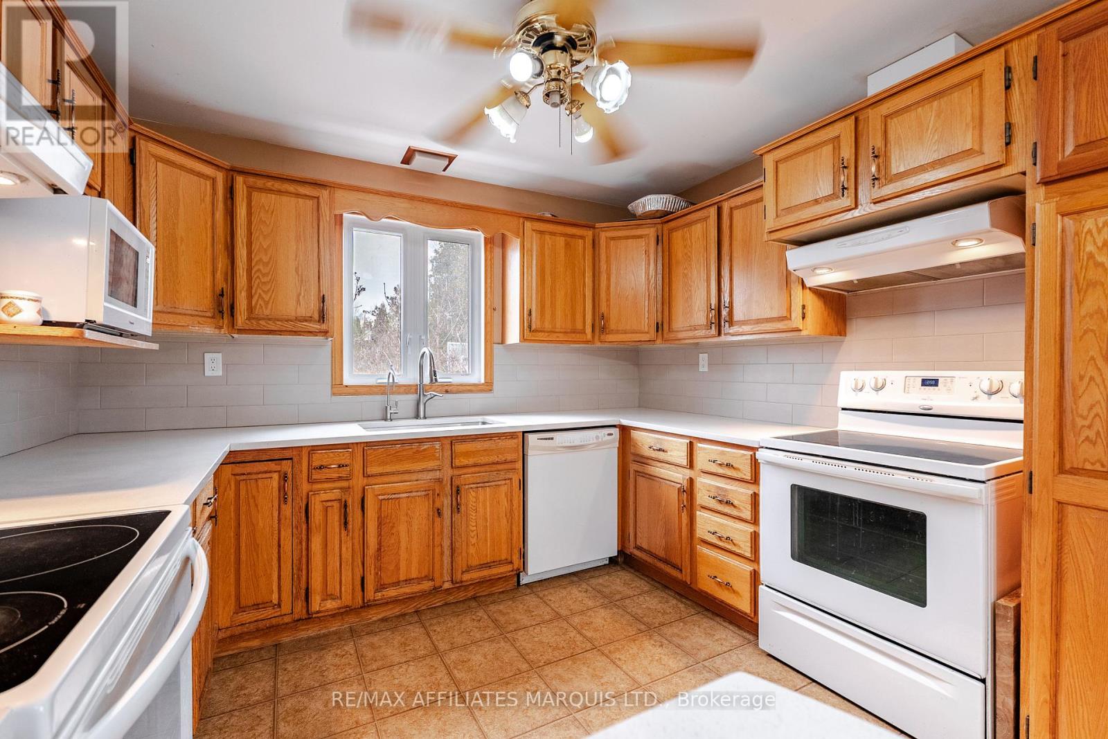 18824 Glen Road, South Glengarry, Ontario  K0C 2J0 - Photo 24 - X12879326