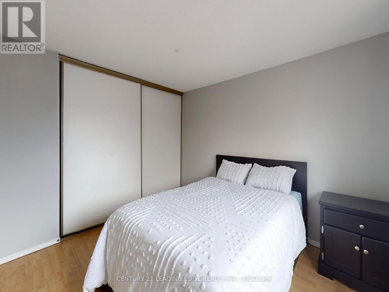 176 Large Crescent, Ajax (Central West), Ontario  L1T 2R2 - Photo 16 - E12879366