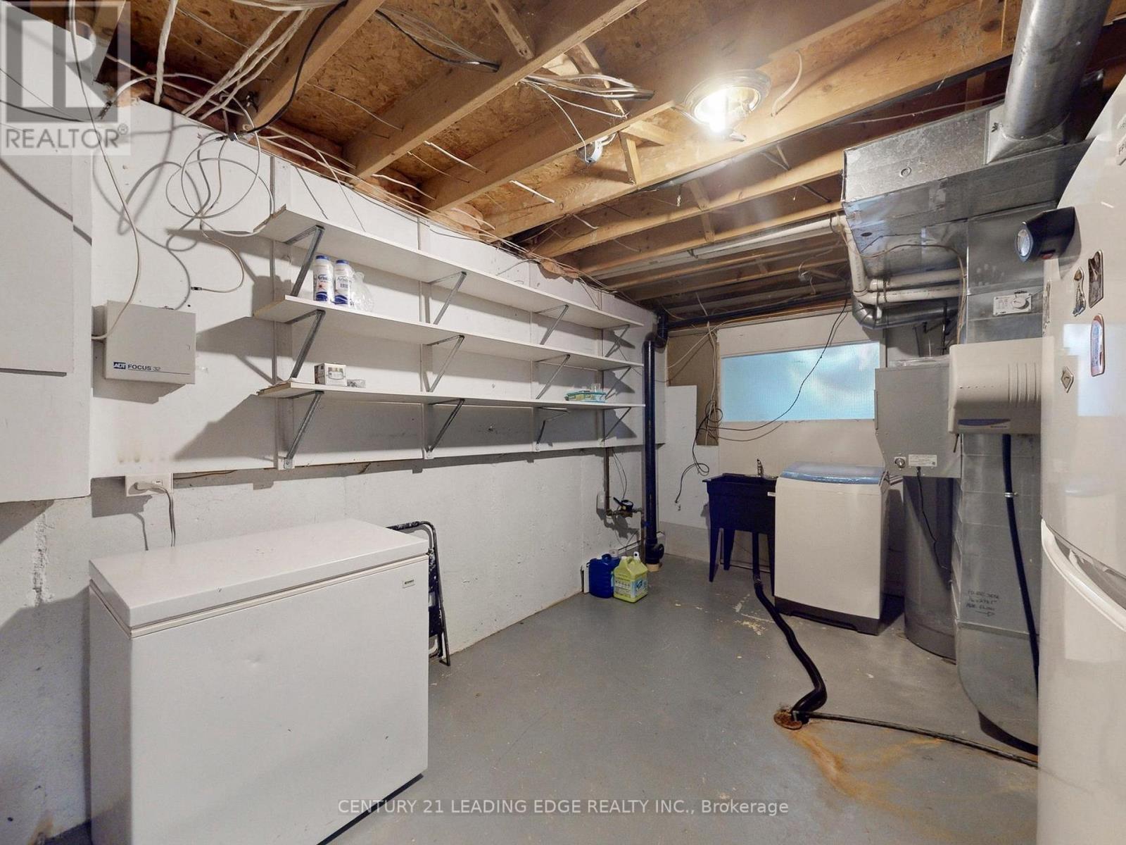 176 Large Crescent, Ajax (Central West), Ontario  L1T 2R2 - Photo 21 - E12879366