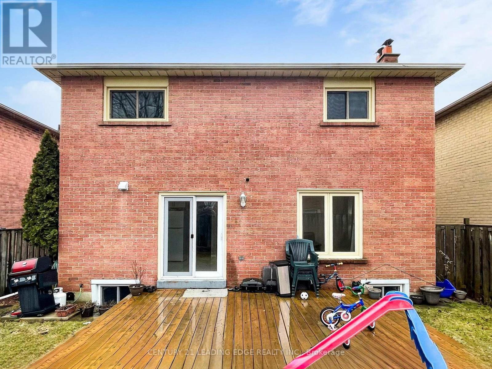 176 Large Crescent, Ajax (Central West), Ontario  L1T 2R2 - Photo 24 - E12879366