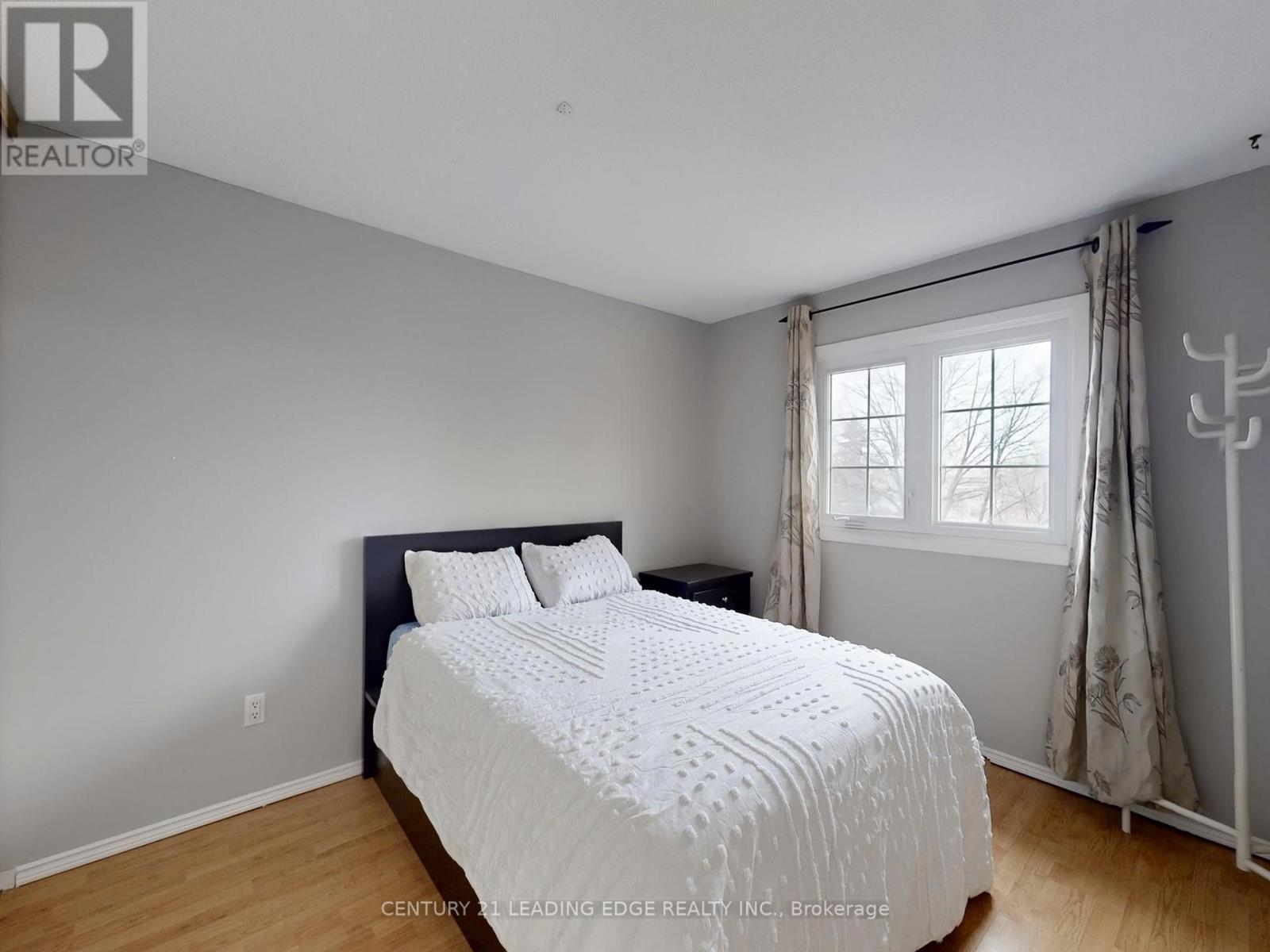 176 Large Crescent, Ajax (Central West), Ontario  L1T 2R2 - Photo 33 - E12879366