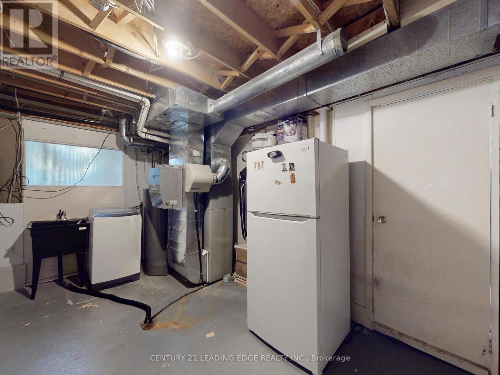 176 Large Crescent, Ajax (Central West), Ontario  L1T 2R2 - Photo 43 - E12879366