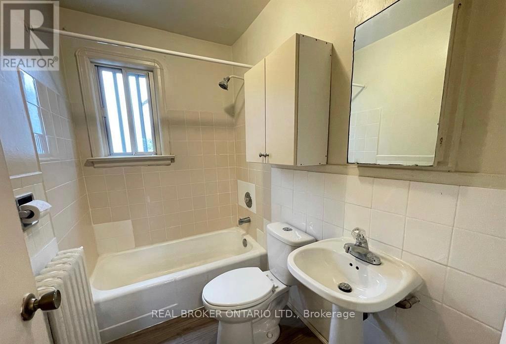 C - 204 O'connor Drive, Toronto (East York), Ontario  M4J 2T1 - Photo 15 - E12879480