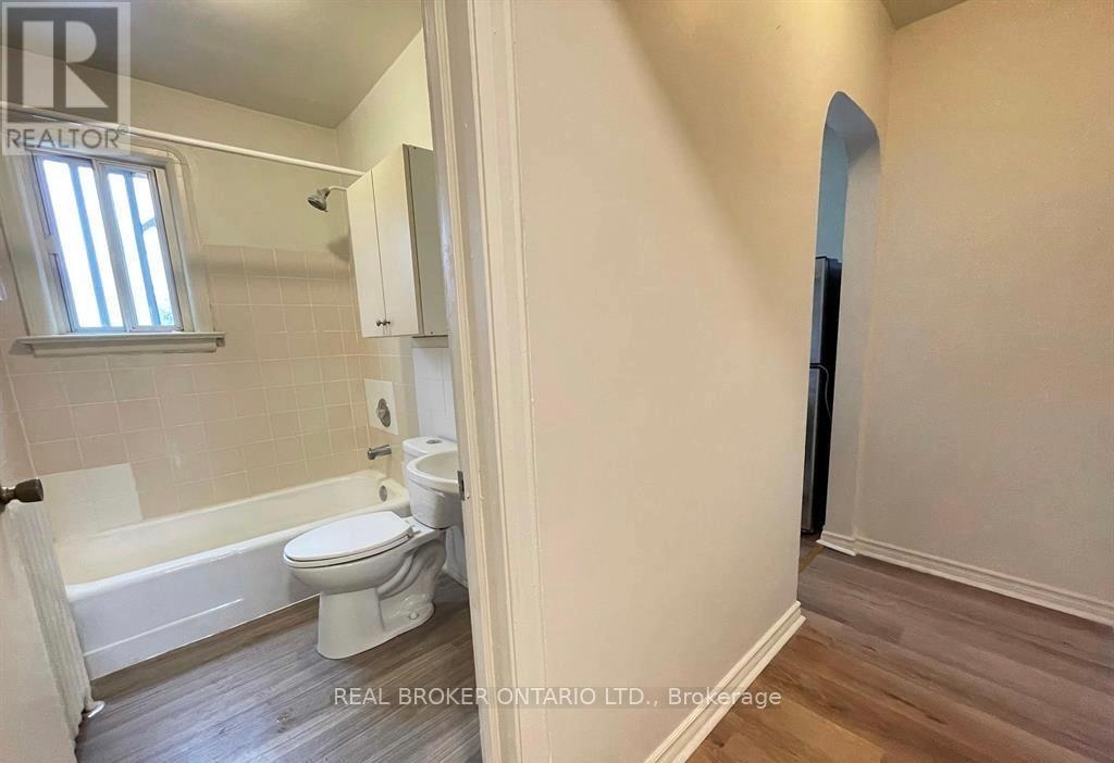 C - 204 O'connor Drive, Toronto (East York), Ontario  M4J 2T1 - Photo 16 - E12879480